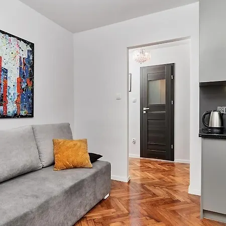 アパート Komfort W Sercu Miasta ヴロツワフ