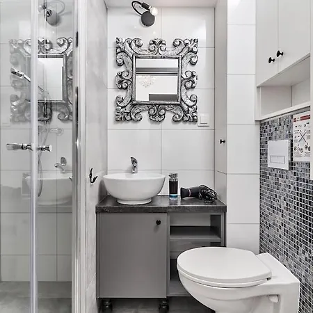 アパート Komfort W Sercu Miasta *