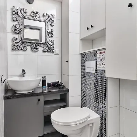 Komfort W Sercu Miasta ヴロツワフ